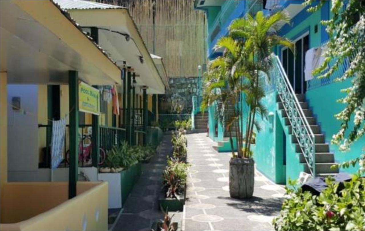 Jack Daniel'S Apartments Puerto Galera Exterior foto